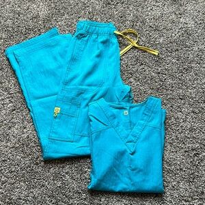 WonderWink Scrubs Set